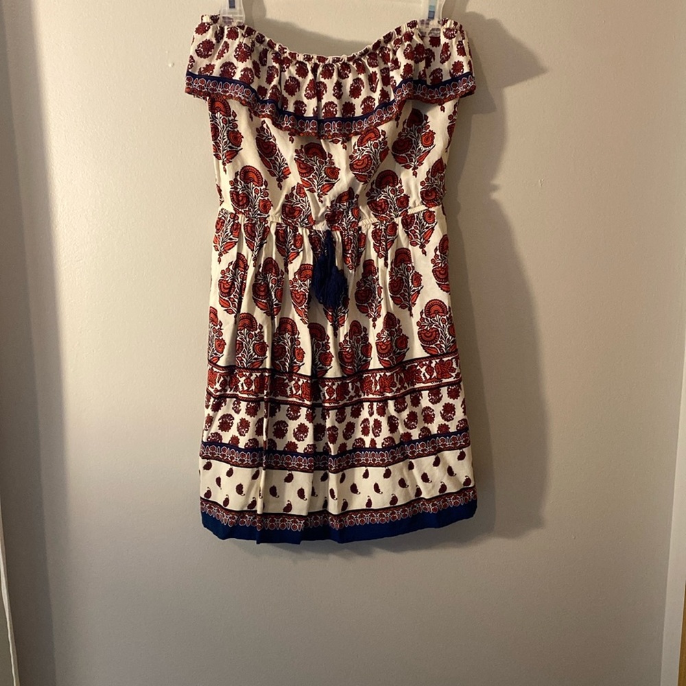 Strapless dress